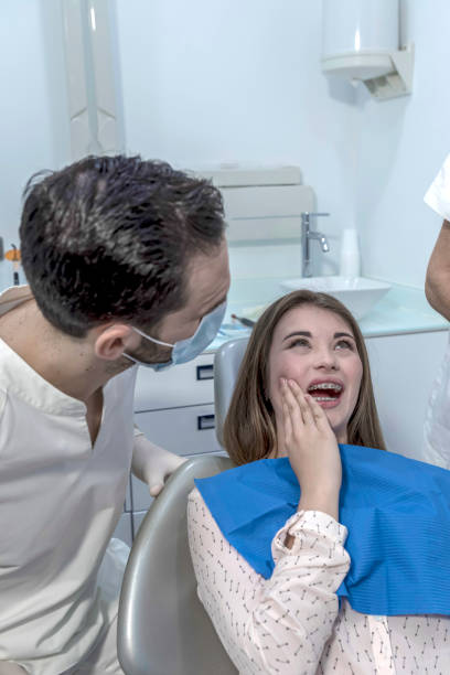 Best Emergency Orthodontic Repairs in De Soto, KS